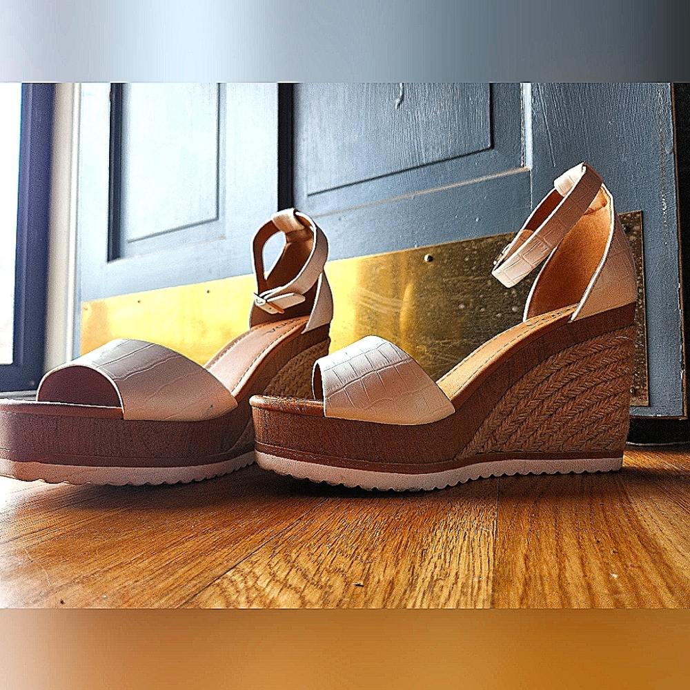White Wedges Size 10